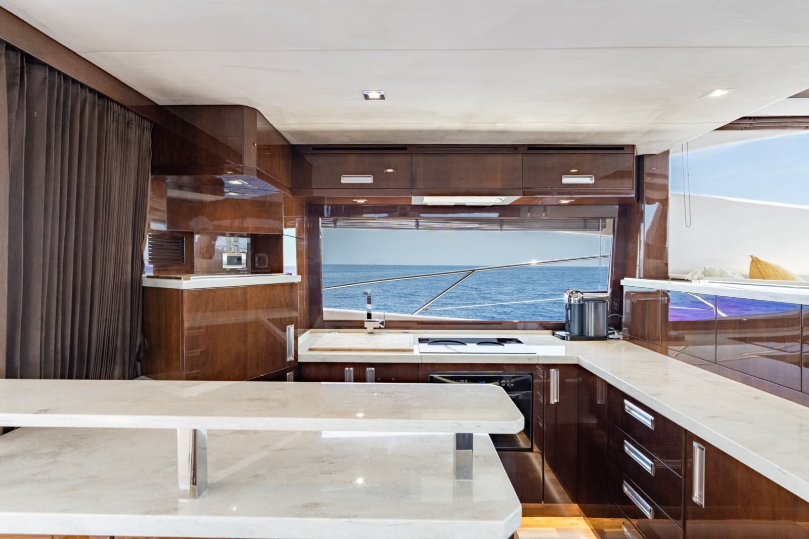 2017 Galeon 550 Fly