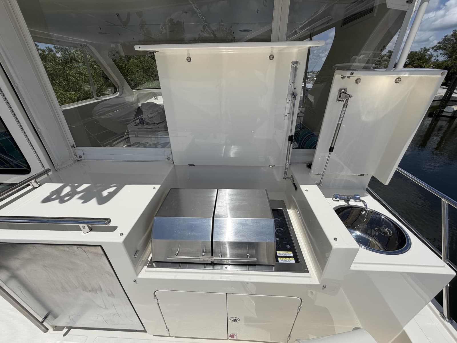2025 Marlow Explorer 53E