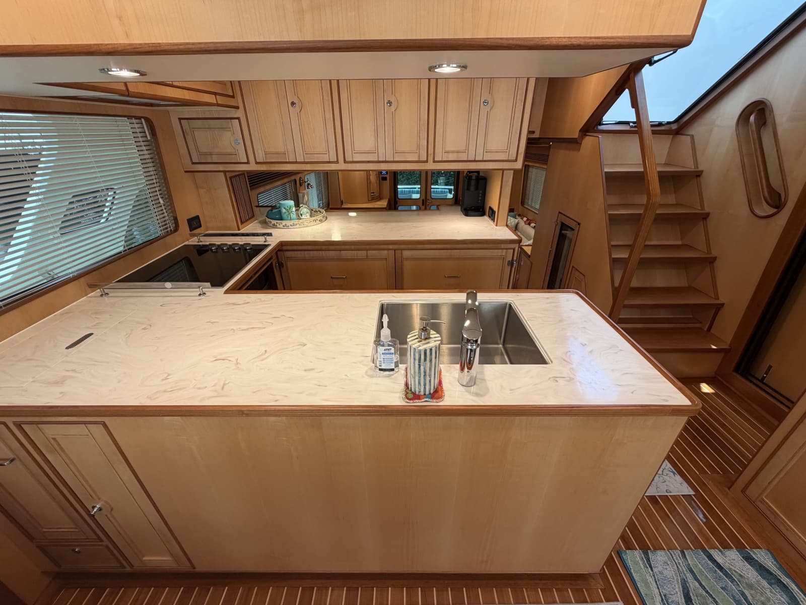 2025 Marlow Explorer 53E
