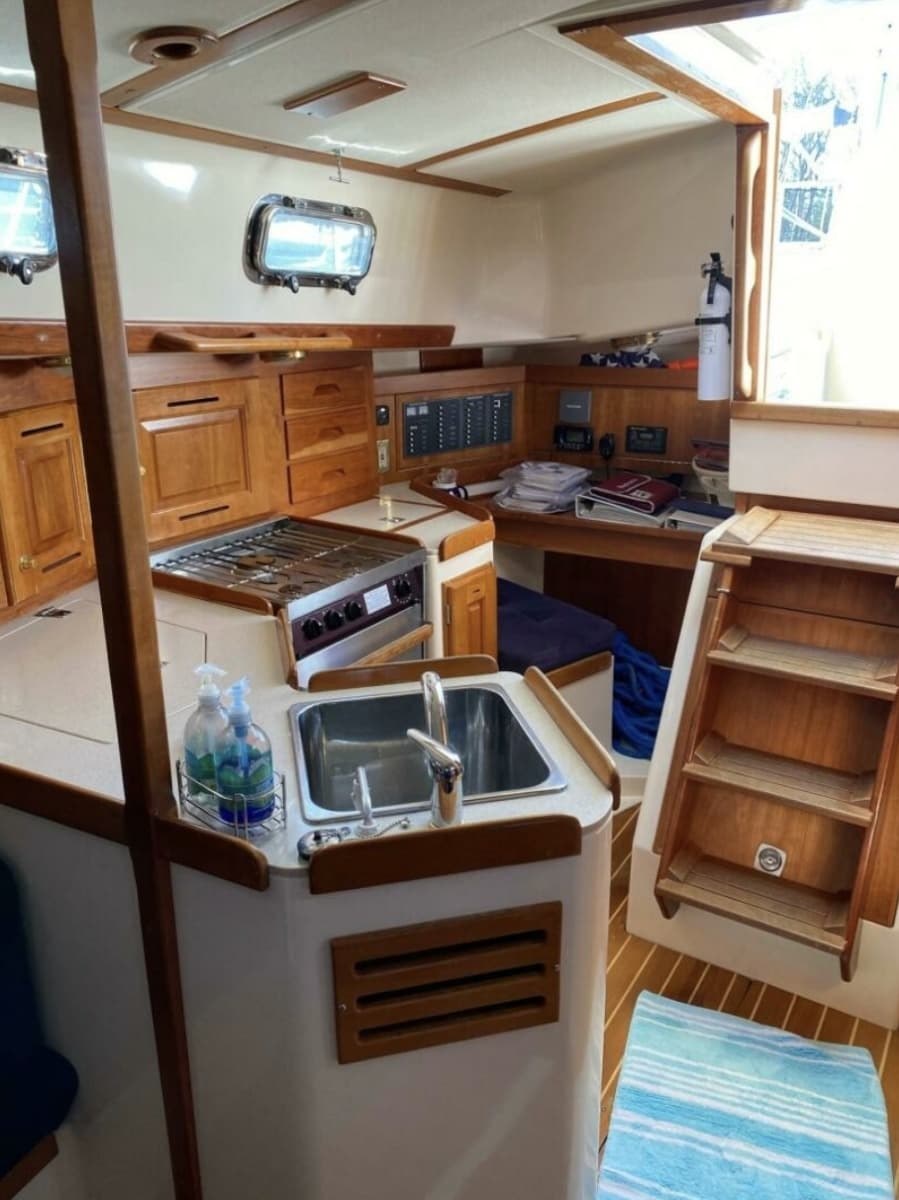 2002 Tartan 3500