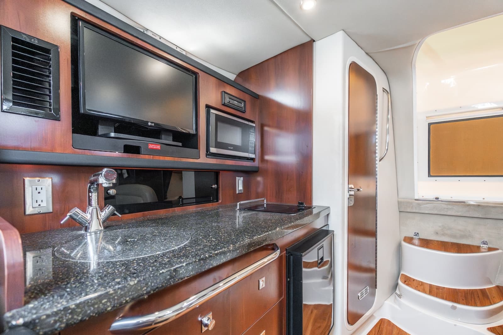 2016 Chaparral 290 Signature