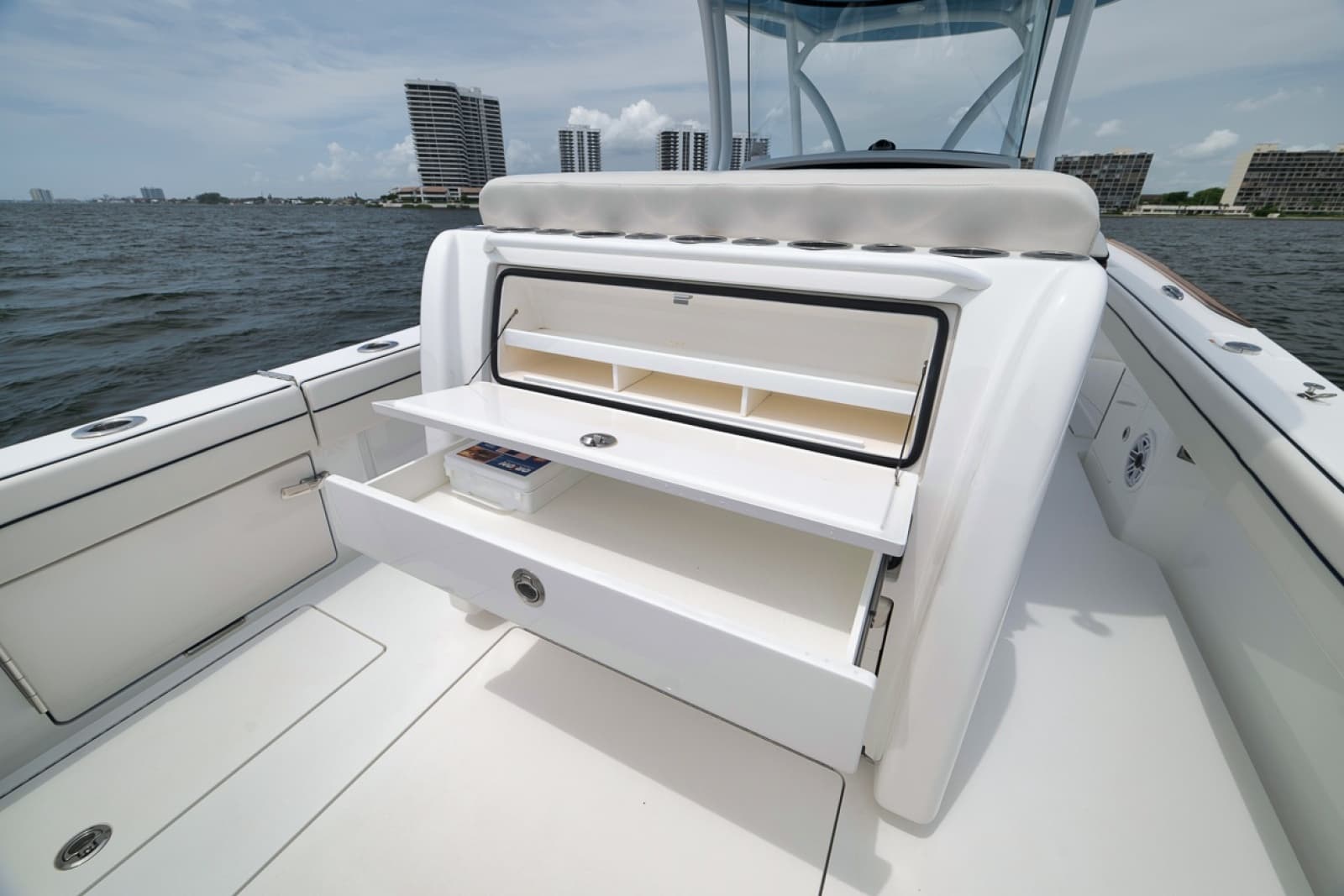 2023 Valhalla Boatworks V-33