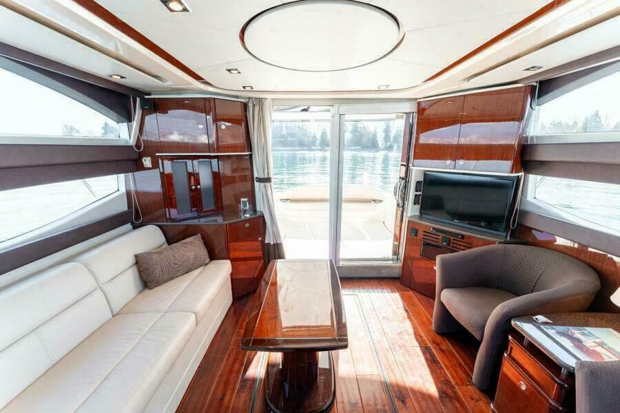 2014 Meridian 441 Sedan