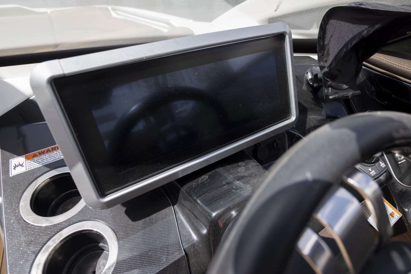 2024 Yamaha Boats 275 SE