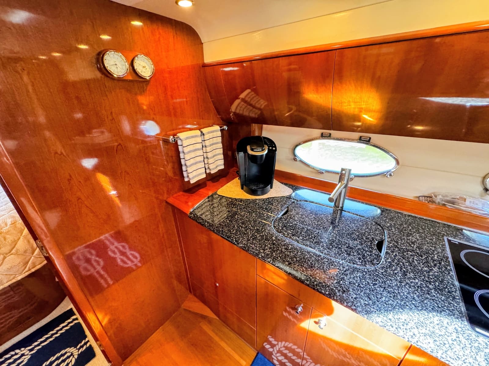 2004 Viking Princess V58