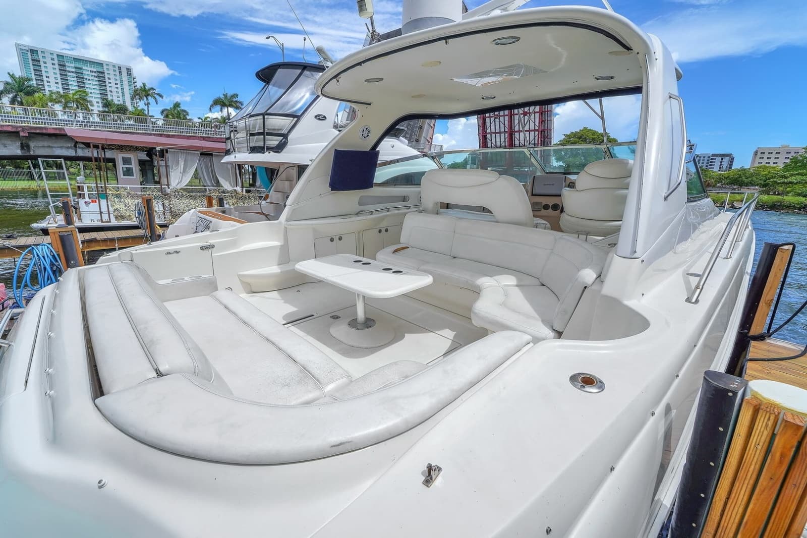 2004 Sea Ray 460 Sundancer