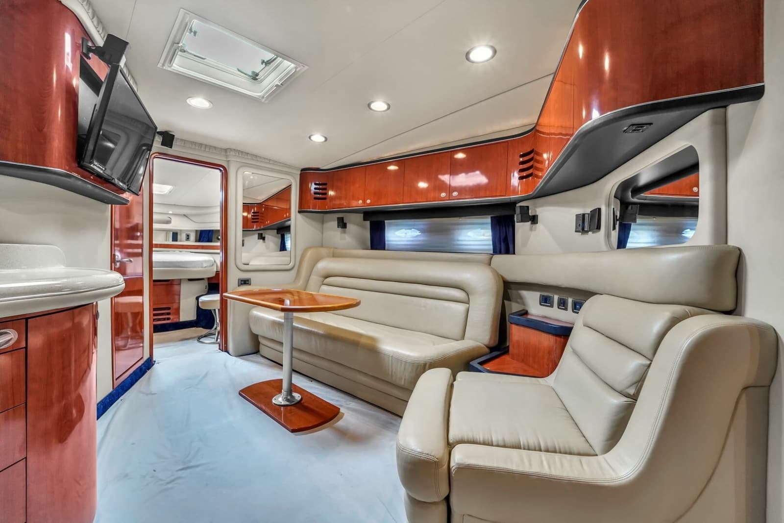 2004 Sea Ray 460 Sundancer