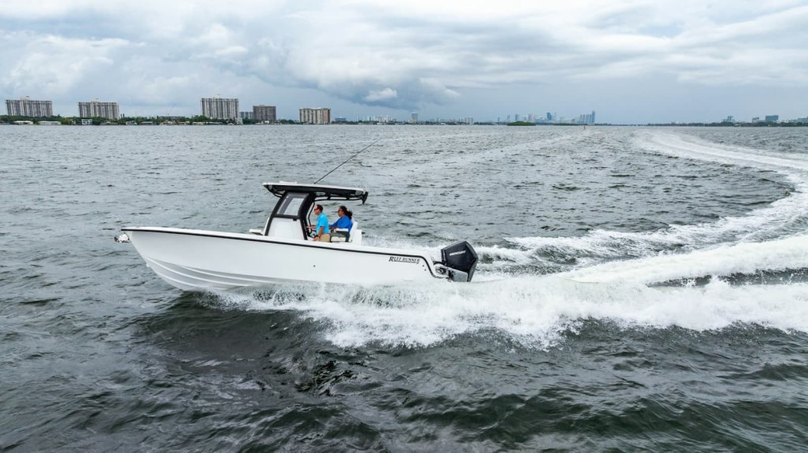 2027 Reef Runner 280