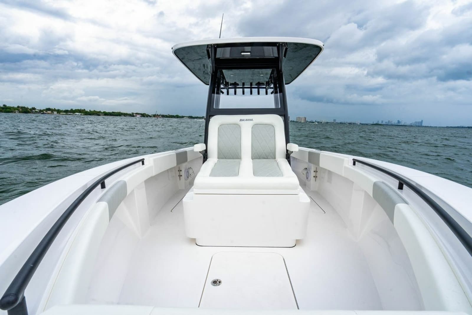 2027 Reef Runner 280