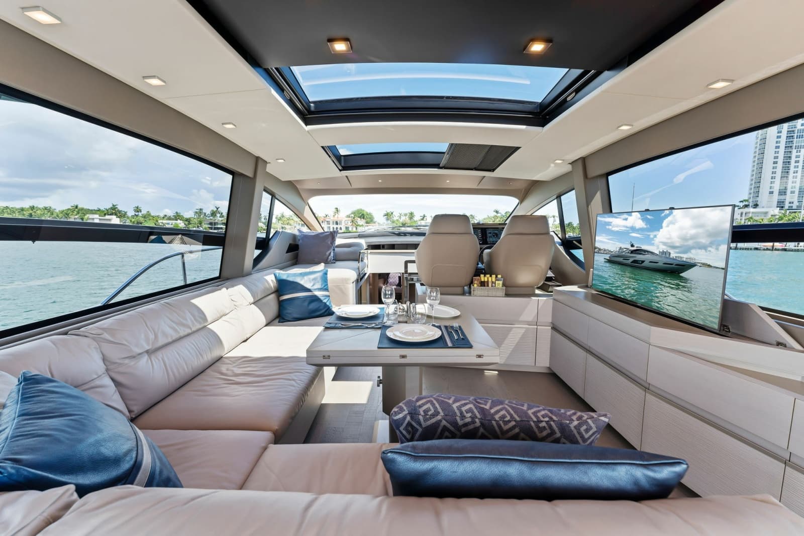 2022 Pershing 7X