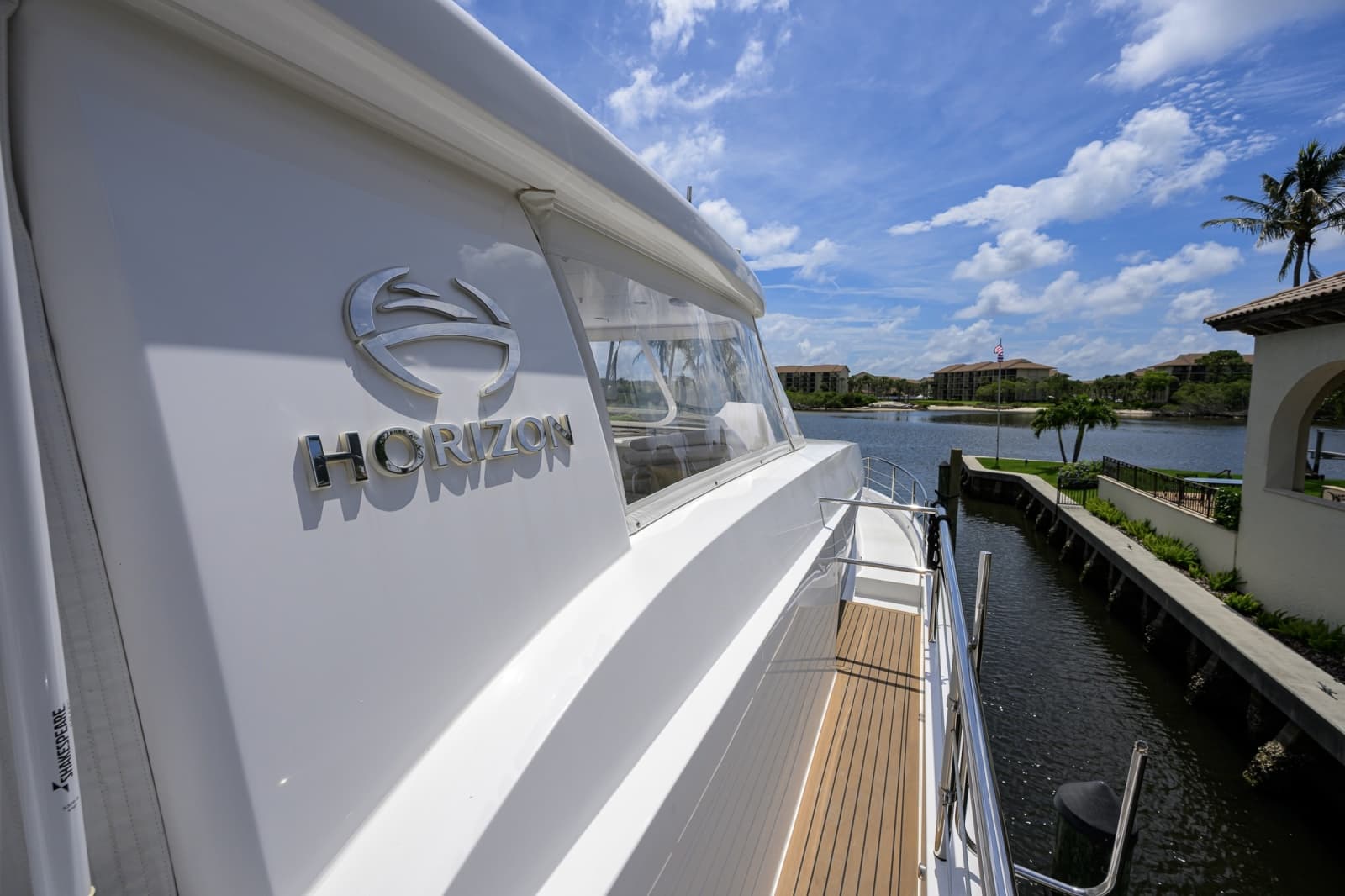Horizon 85 - Midnight Moon -