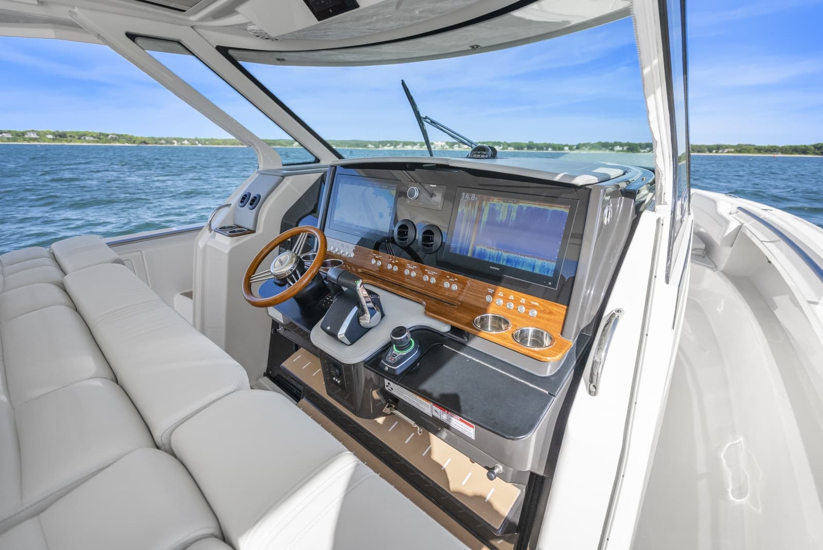 2024 Tiara Sport 43LS
