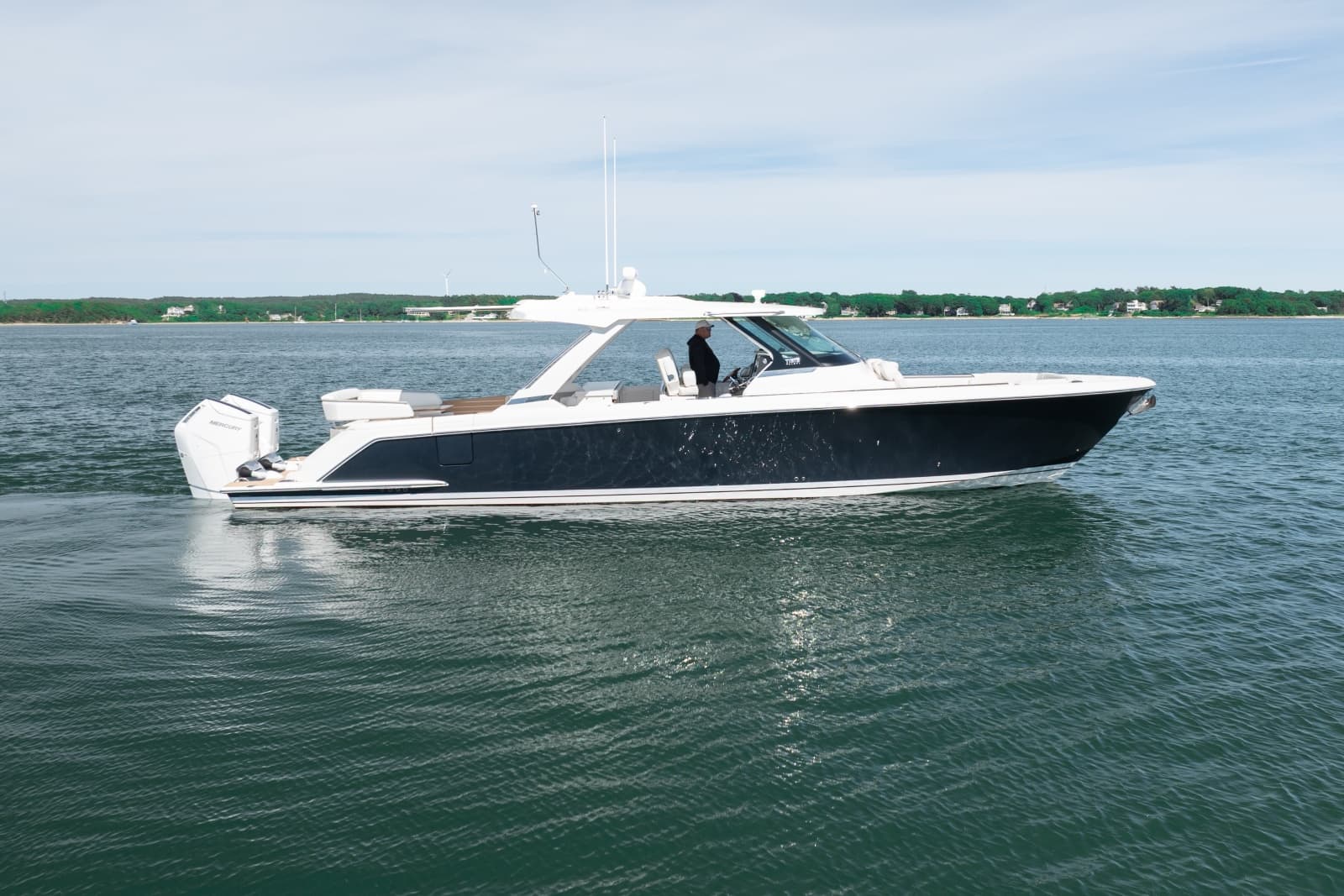 2024 Tiara Sport 43LS