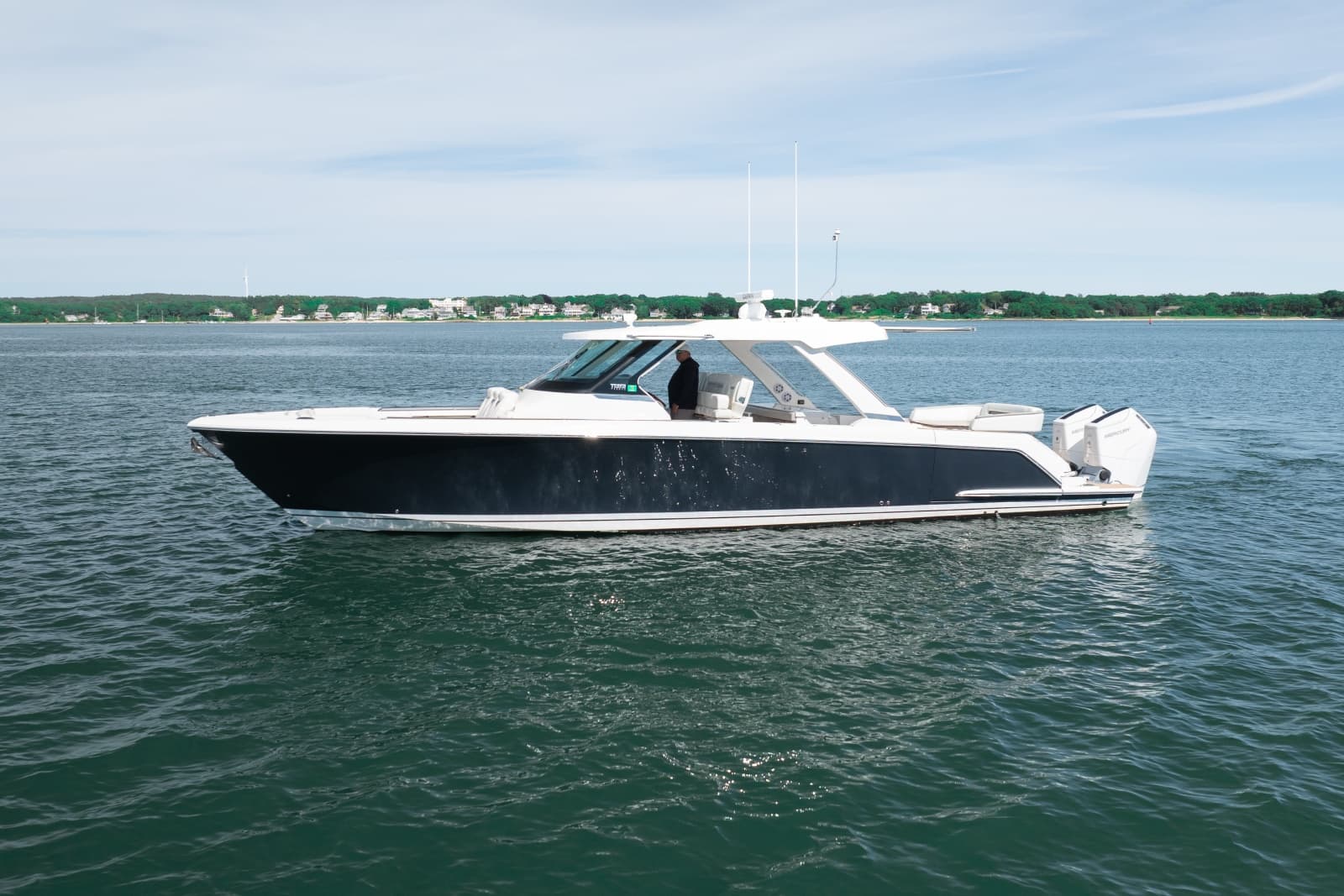 2024 Tiara Sport 43LS