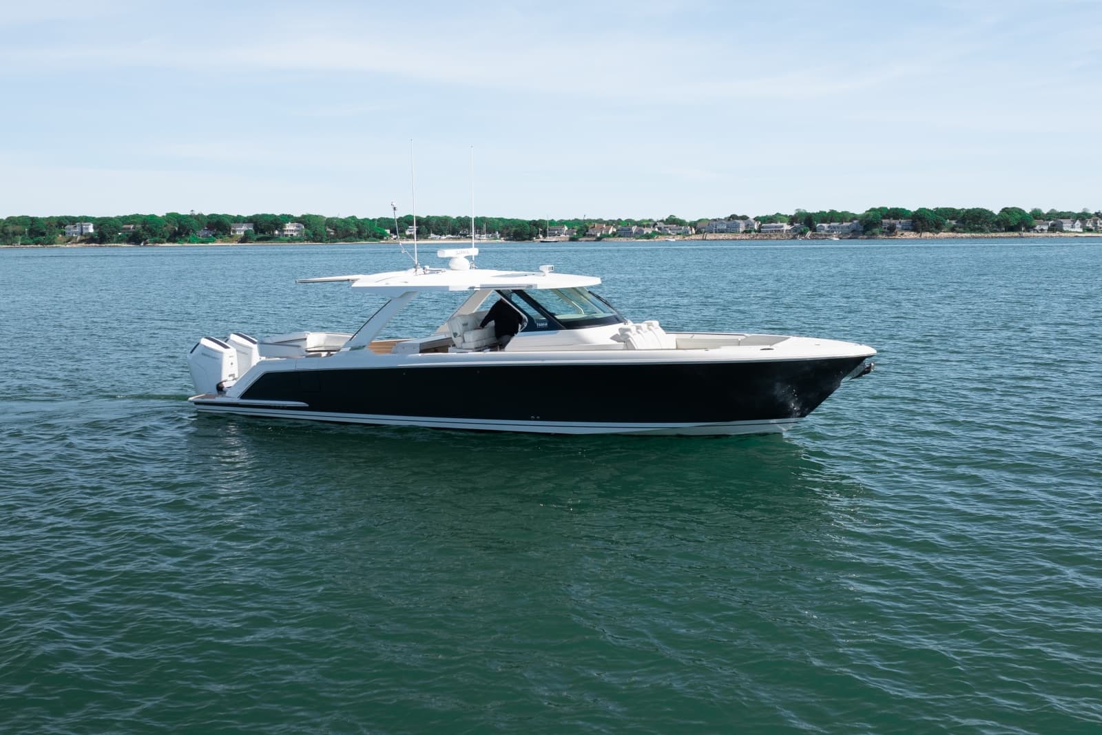 2024 Tiara Sport 43LS