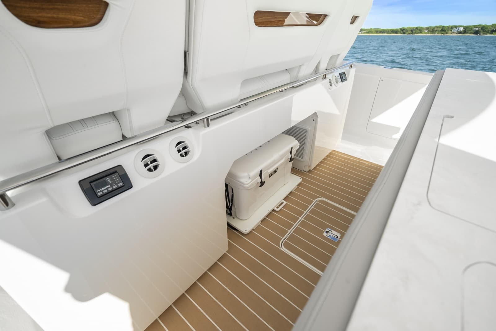 2024 Tiara Sport 43LS
