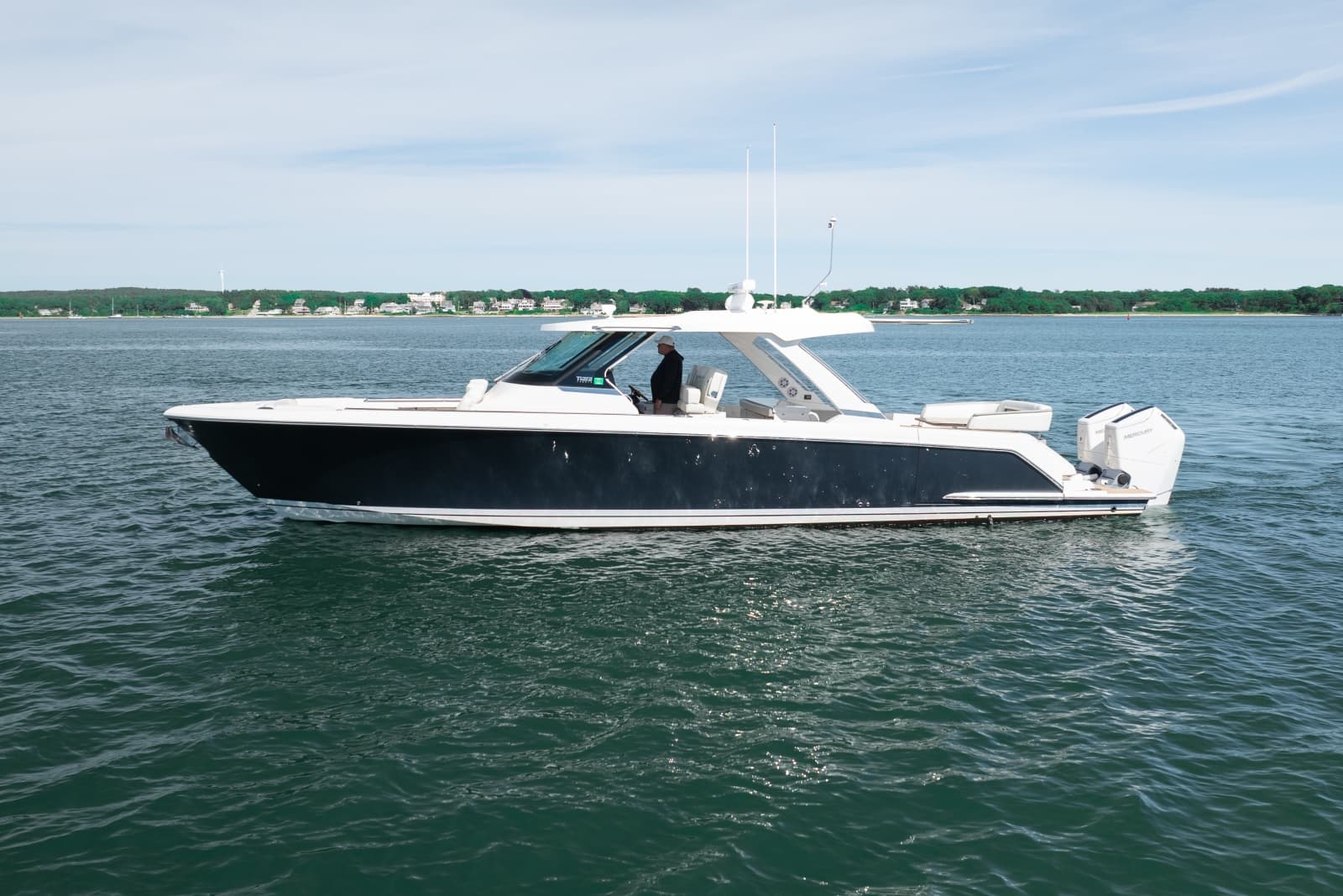 2024 Tiara Sport 43LS