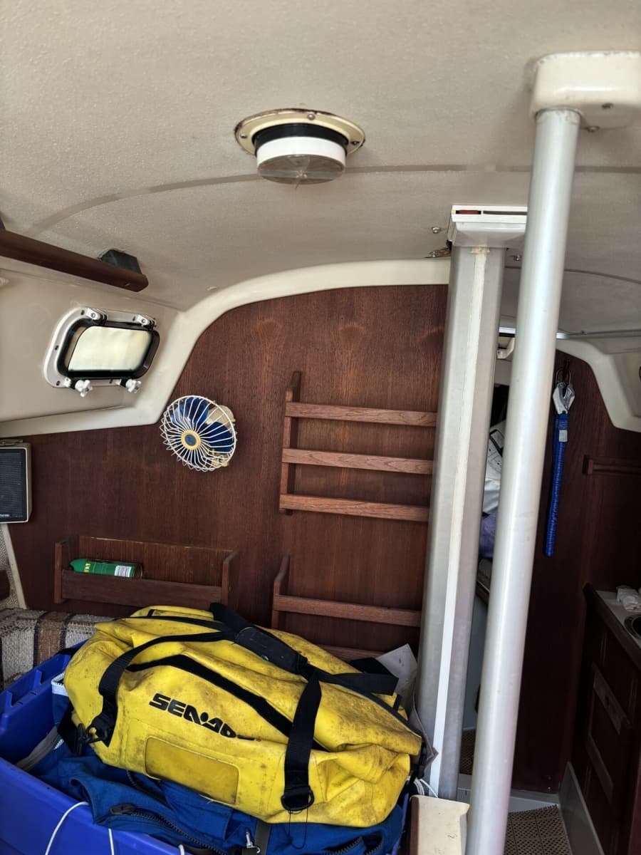 1982 O'Day 28 CB