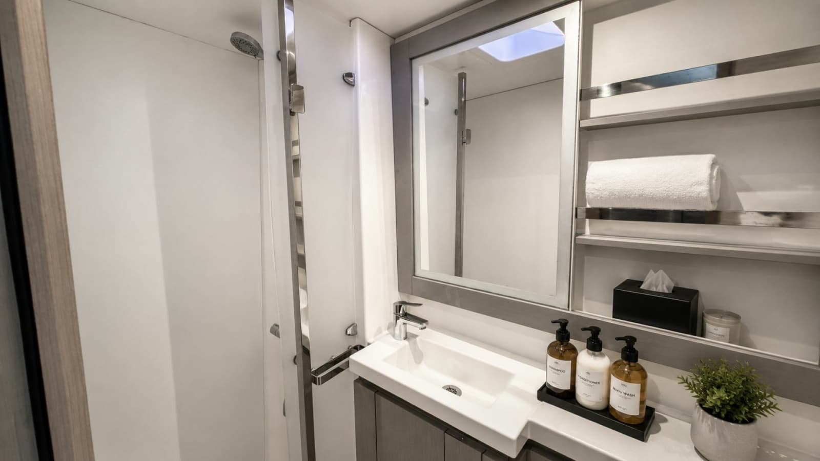2022 Fountaine Pajot Elba