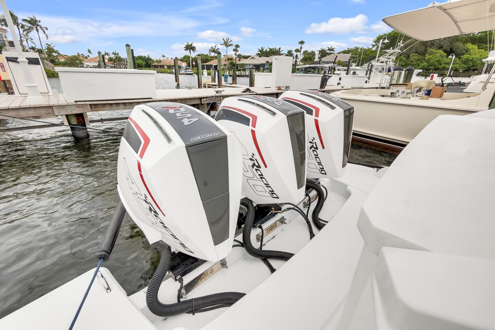 2021 Tiara Yachts 43 LE