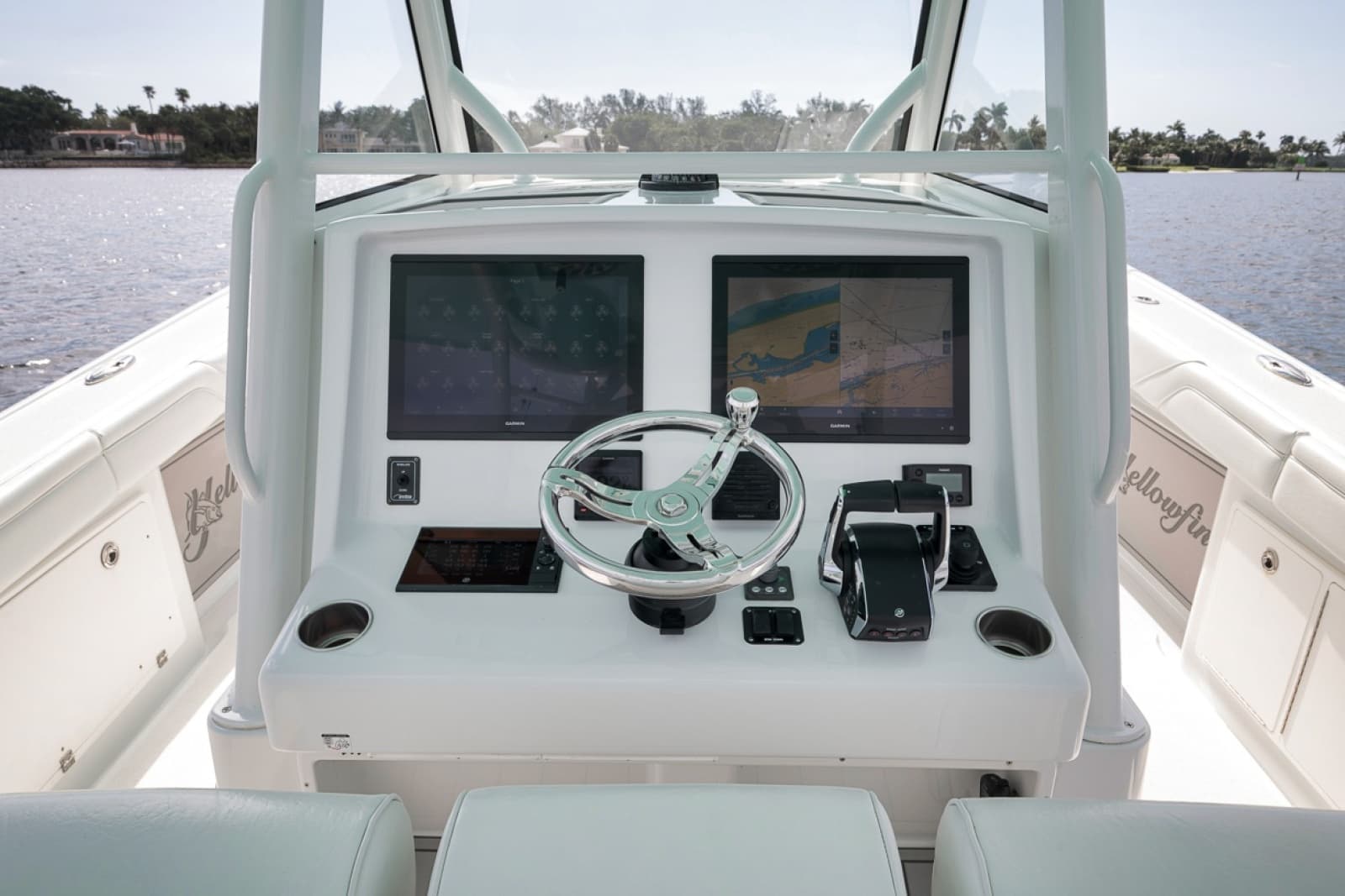 2017 Yellowfin 39 Offshore
