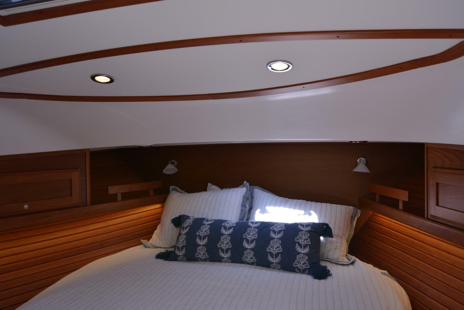 2021 Sabre 38 Salon Express