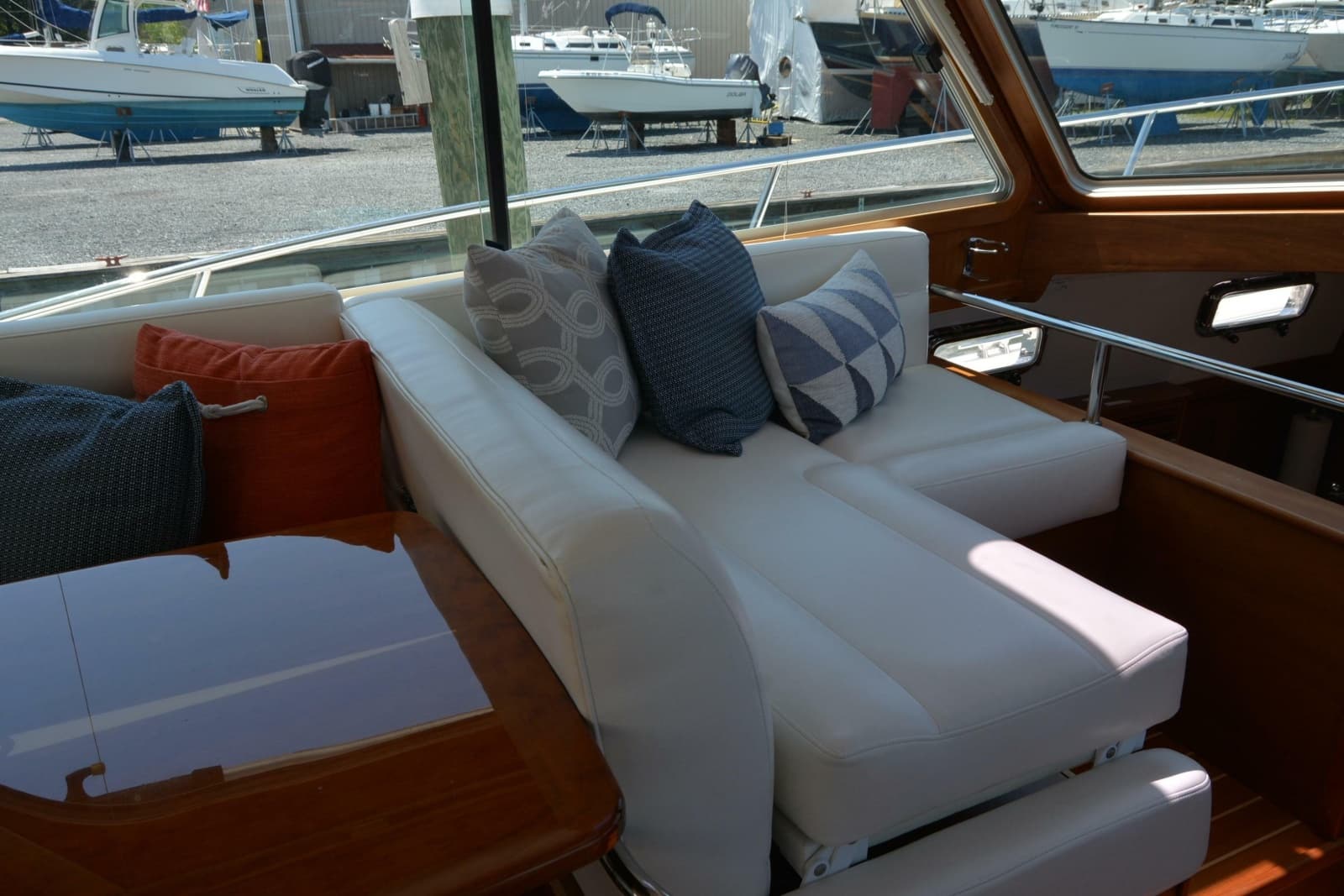 2021 Sabre 38 Salon Express