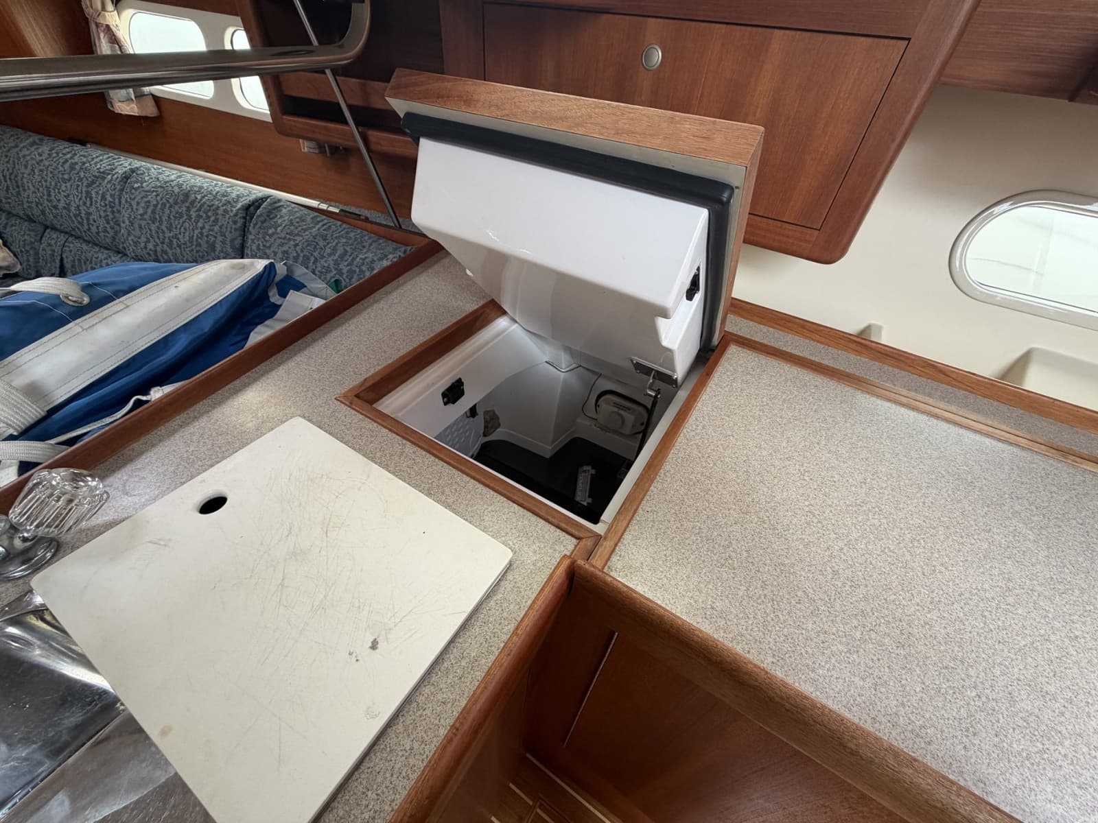 1998 Hunter 410
