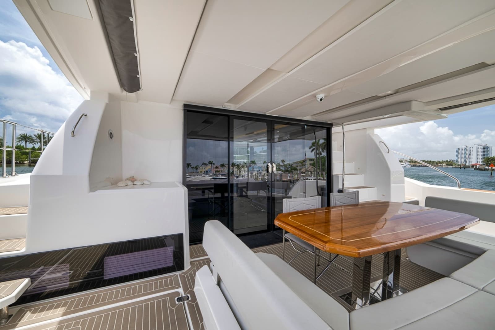 2023 Leopard 46 Powercat
