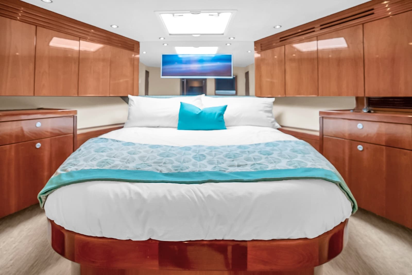 2008 Hatteras Convertible
