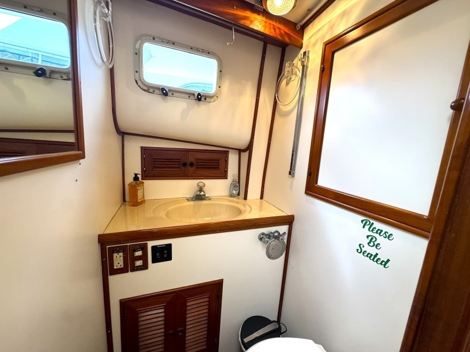 1988 Offshore Yachts 