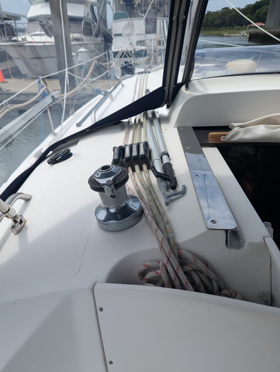 2006 Hunter 33