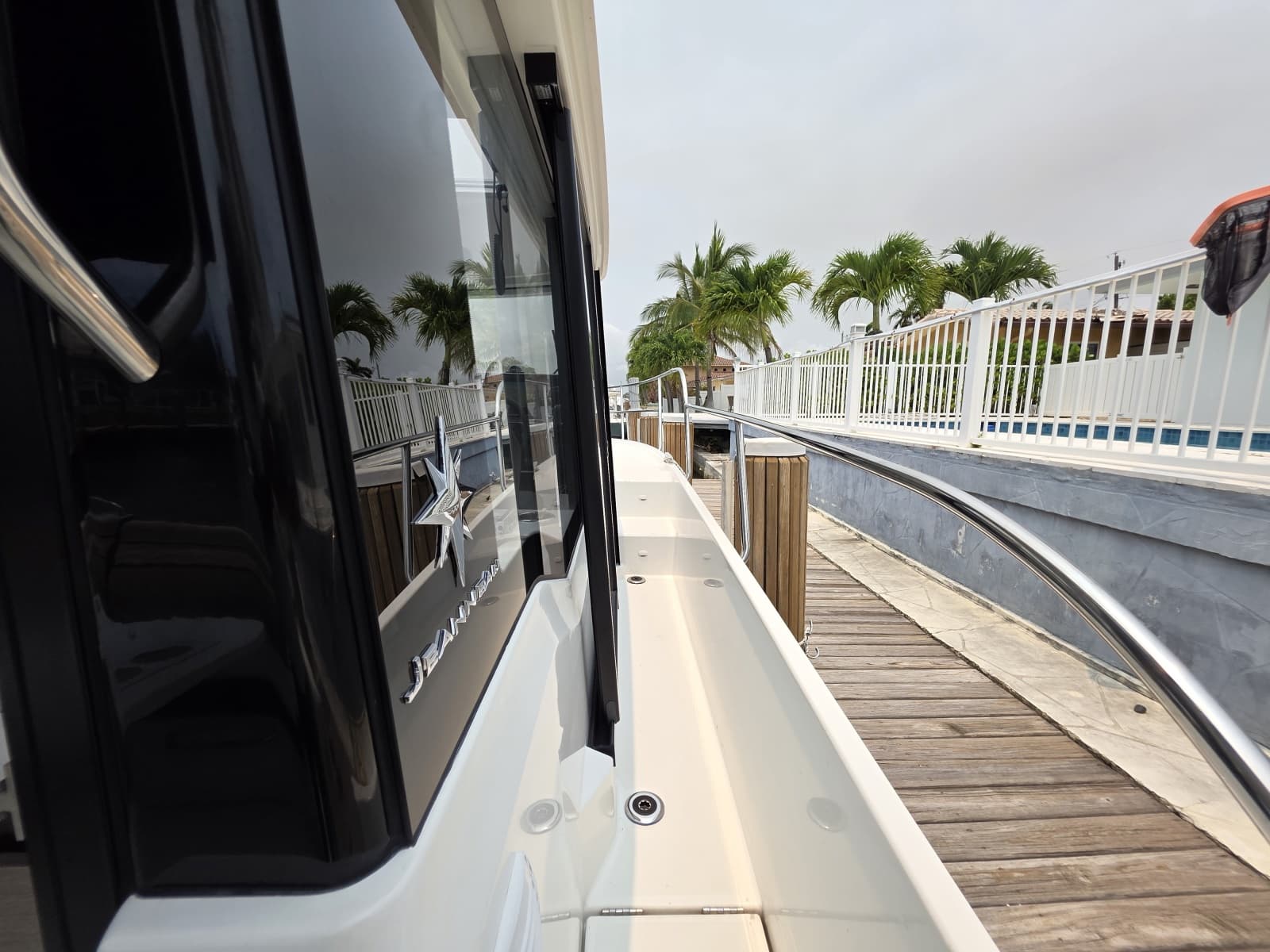 2025 Jeanneau NC 895 Series 2