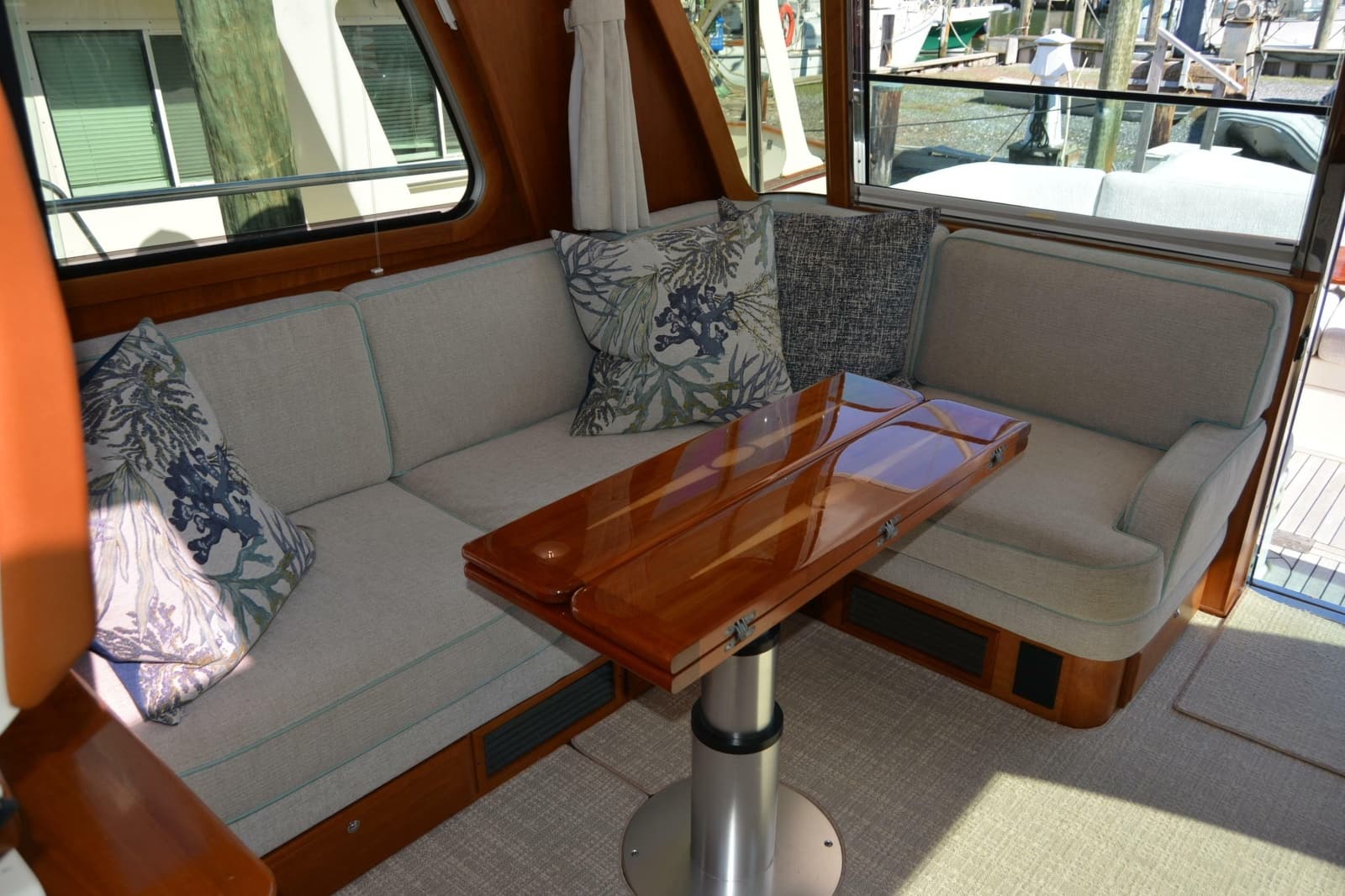 2012 Sabre 48 Salon Express