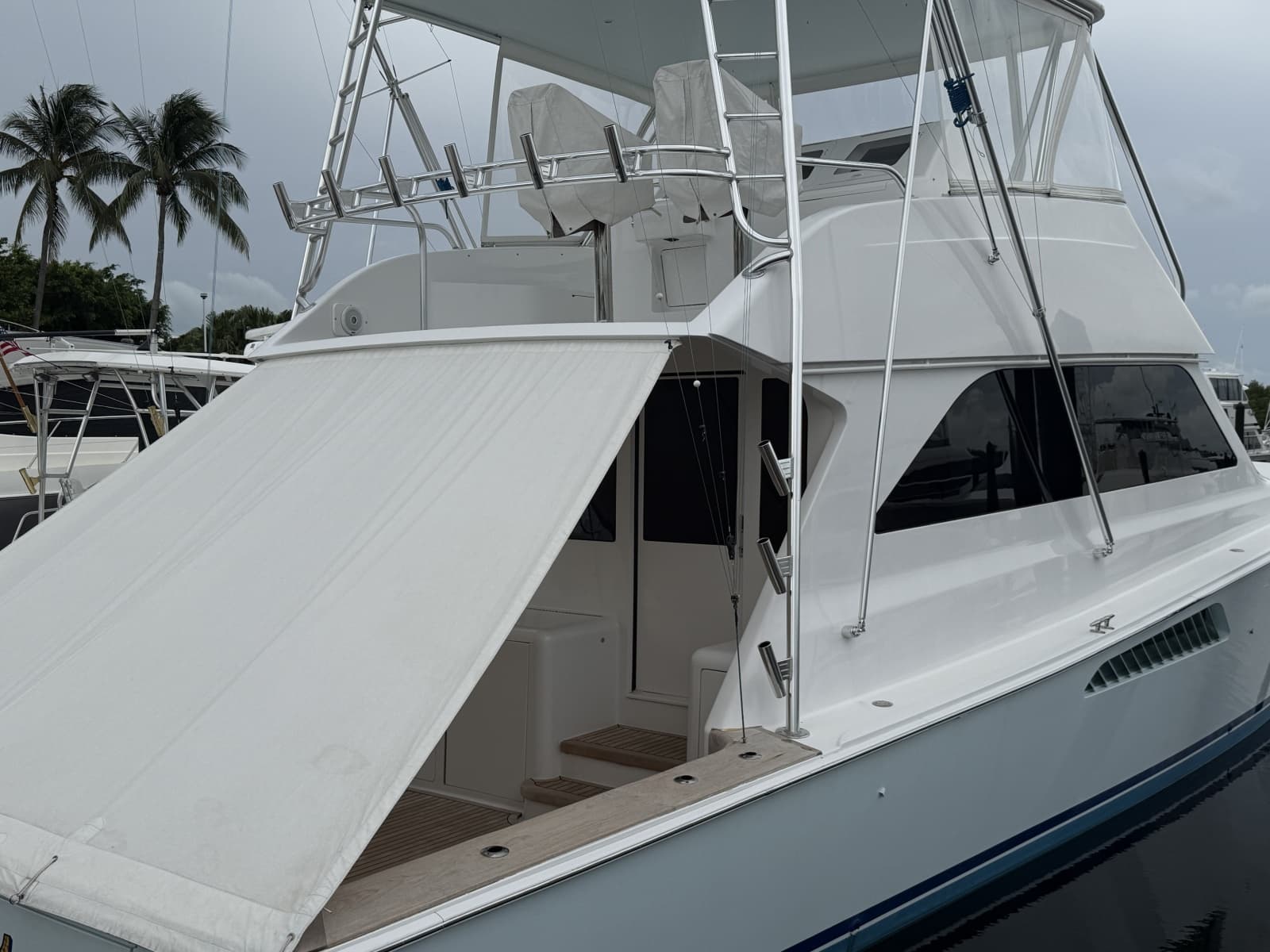 2000 Viking 55 Convertible