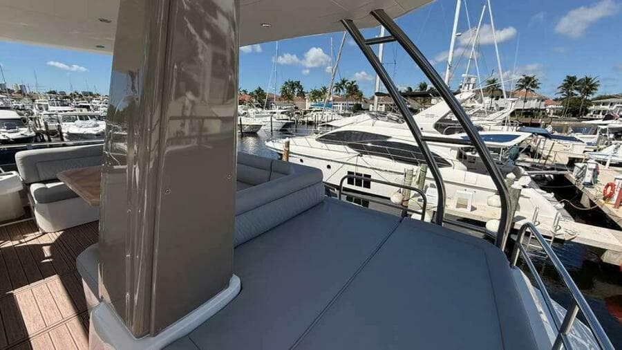 2024 Greenline 48 Fly Hybrid