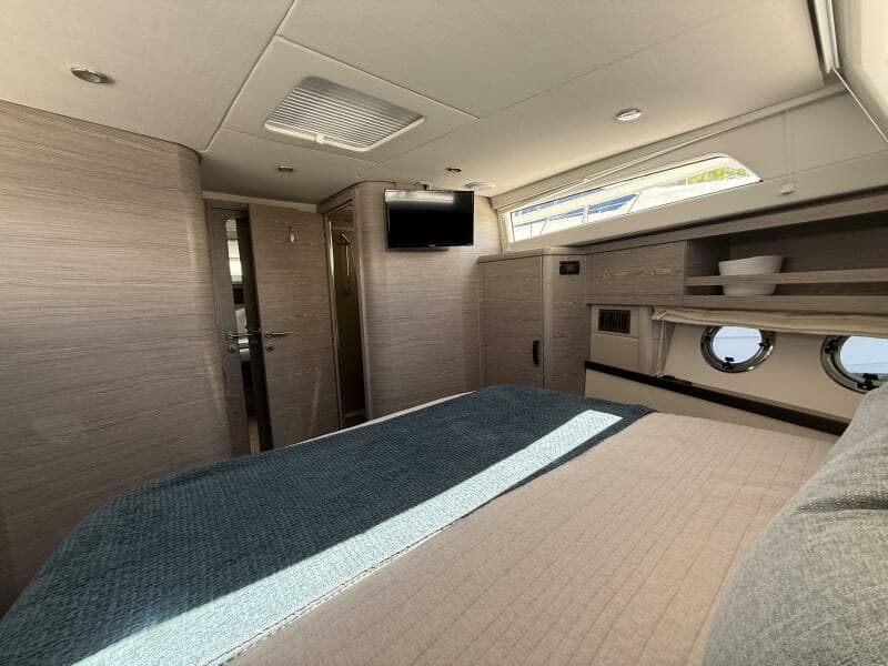 2024 Greenline 48 Fly Hybrid