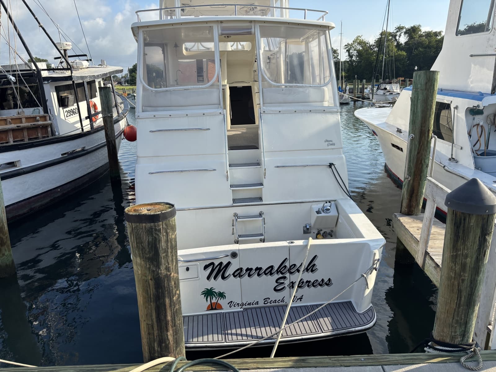 1995 Ocean Cockpit Motor Yacht