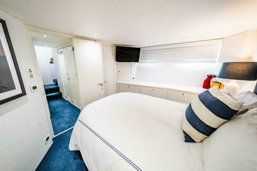 Forward Cabin Looking Aft   