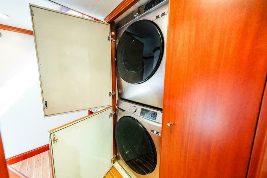 Foyer Laundry  
