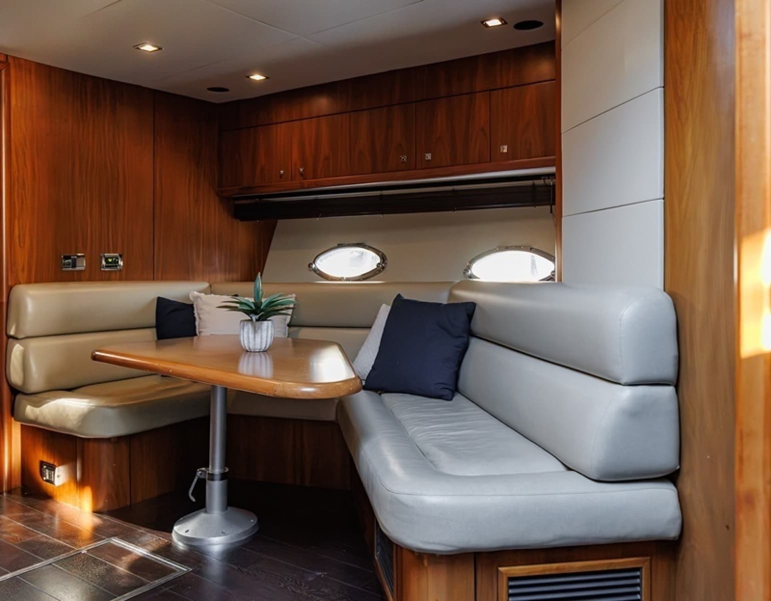 62 Sunseeker Predator