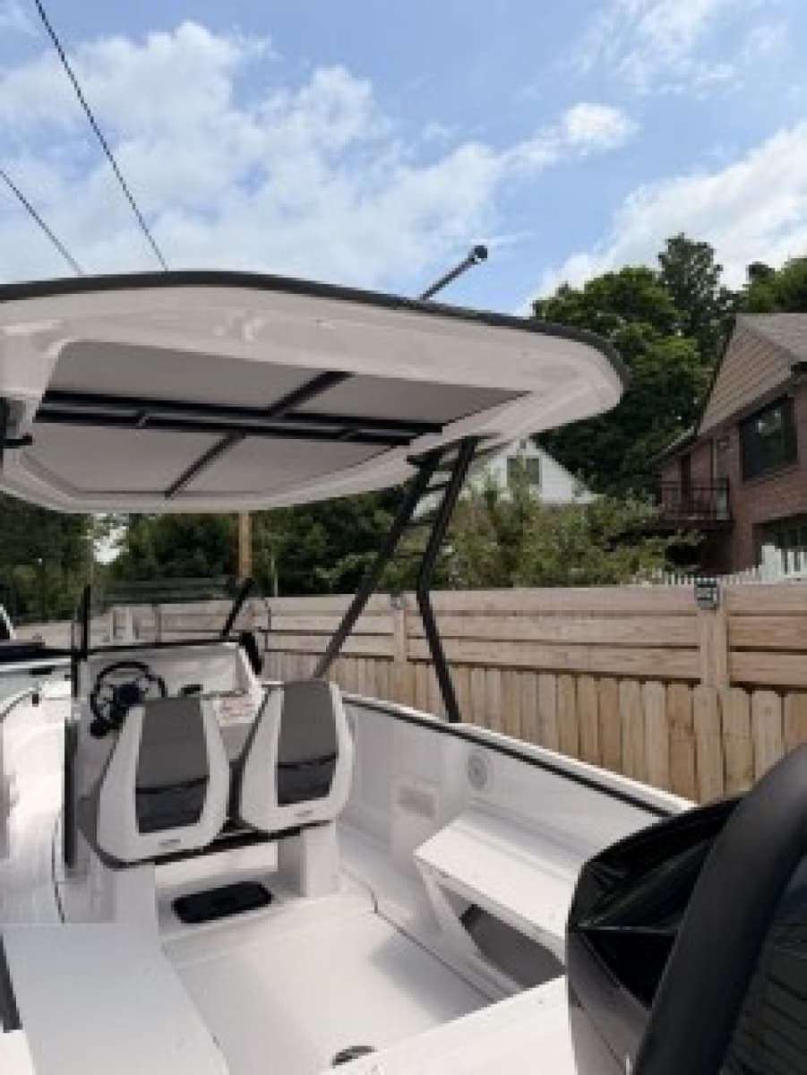 2022 Axopar 22 T-Top