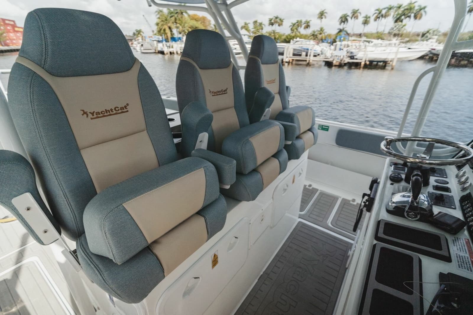 2024 Yachtcat 