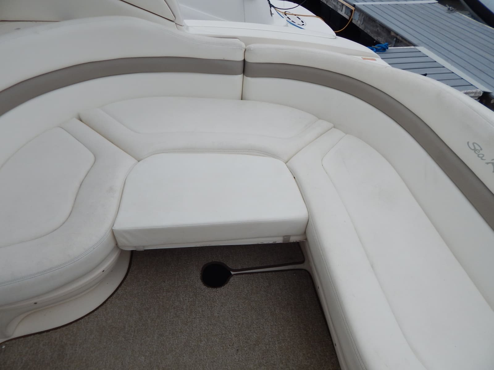 2003 Sea Ray 320 Sundancer