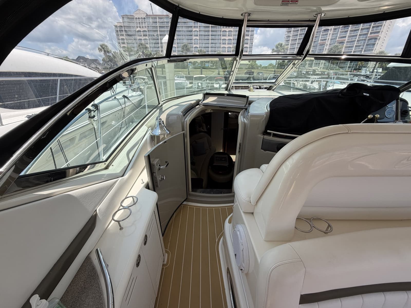 2007 Sea Ray Sundancer