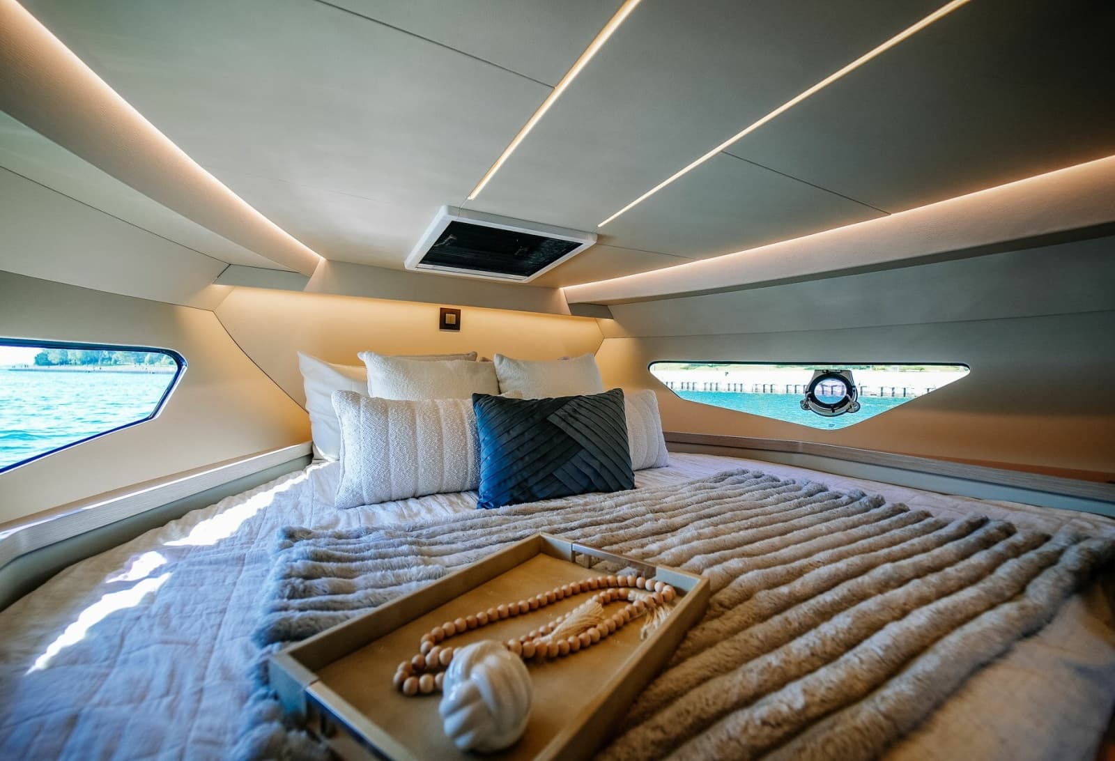 2027 Focus Motor Yachts 3X