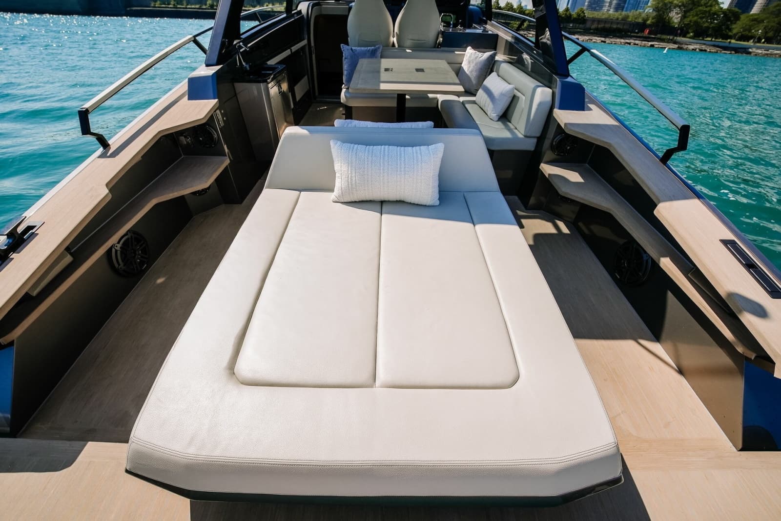 2027 Focus Motor Yachts 3X