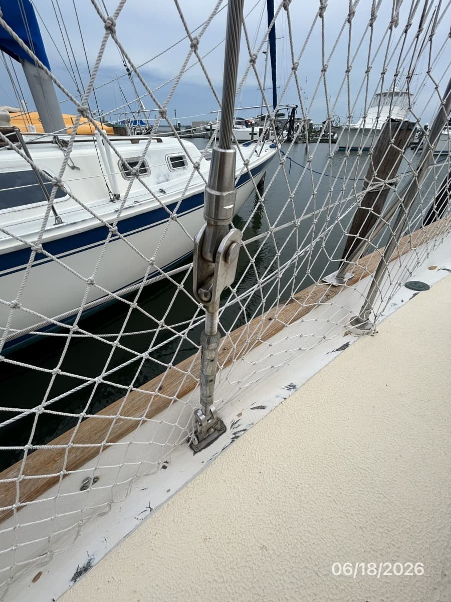 37' Tayana standing rigging3