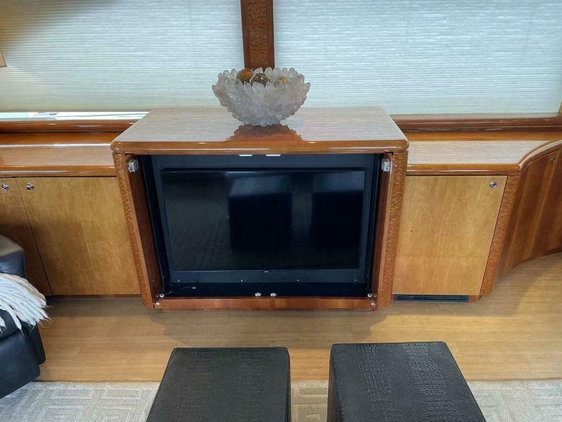 Salon to Port    
