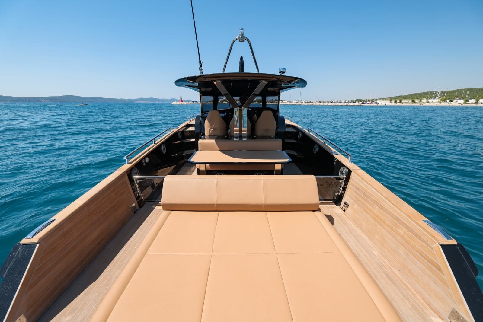 2027 Focus Motor Yachts Forza